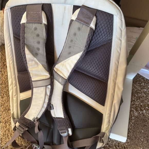 The North Face Men's Cream and Purple Backpack - Picture 3 of 3